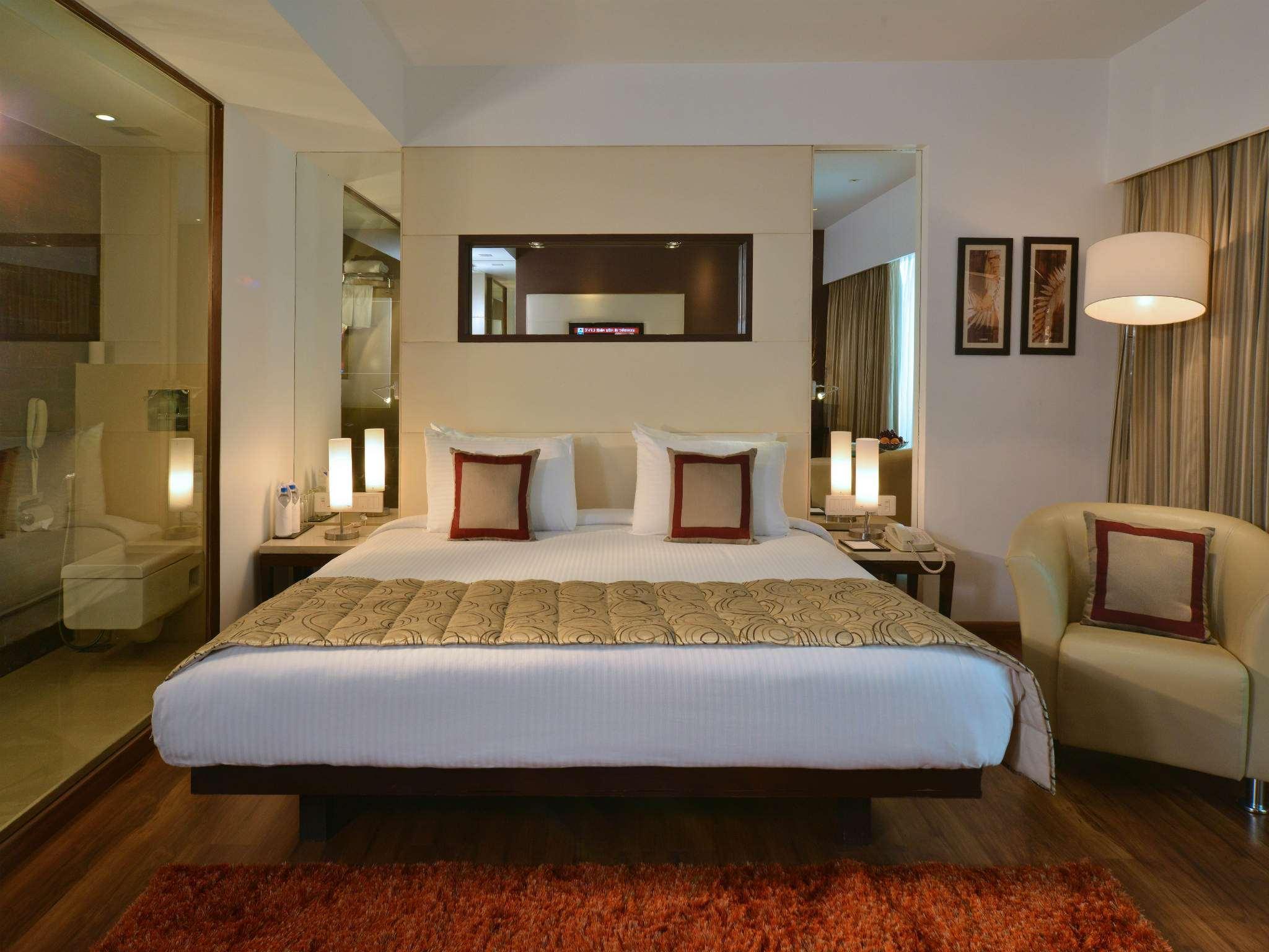 มาเจสติคคอร์ตซาโรวาปอร์ติโก Hotel นาวีมุมไบ ภายนอก รูปภาพ